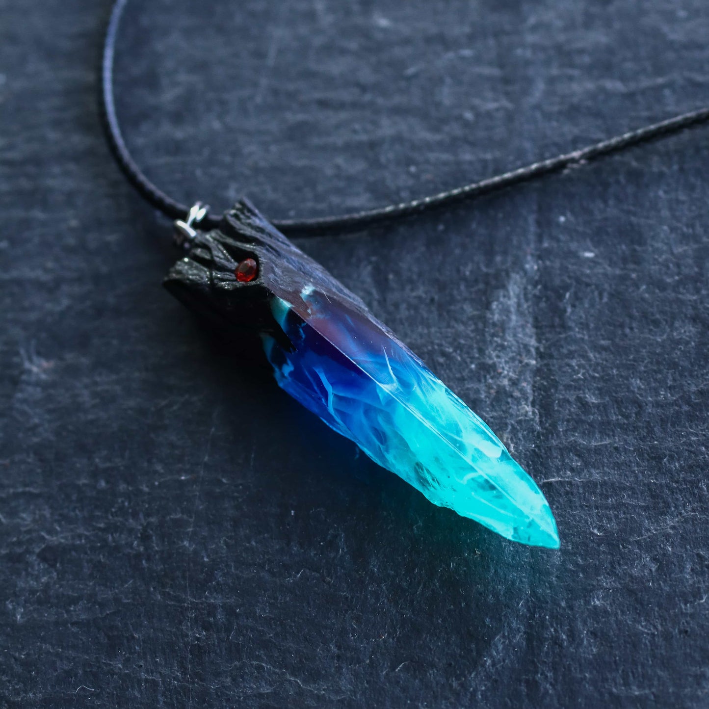 Northern Lights Rootfang Pendant
