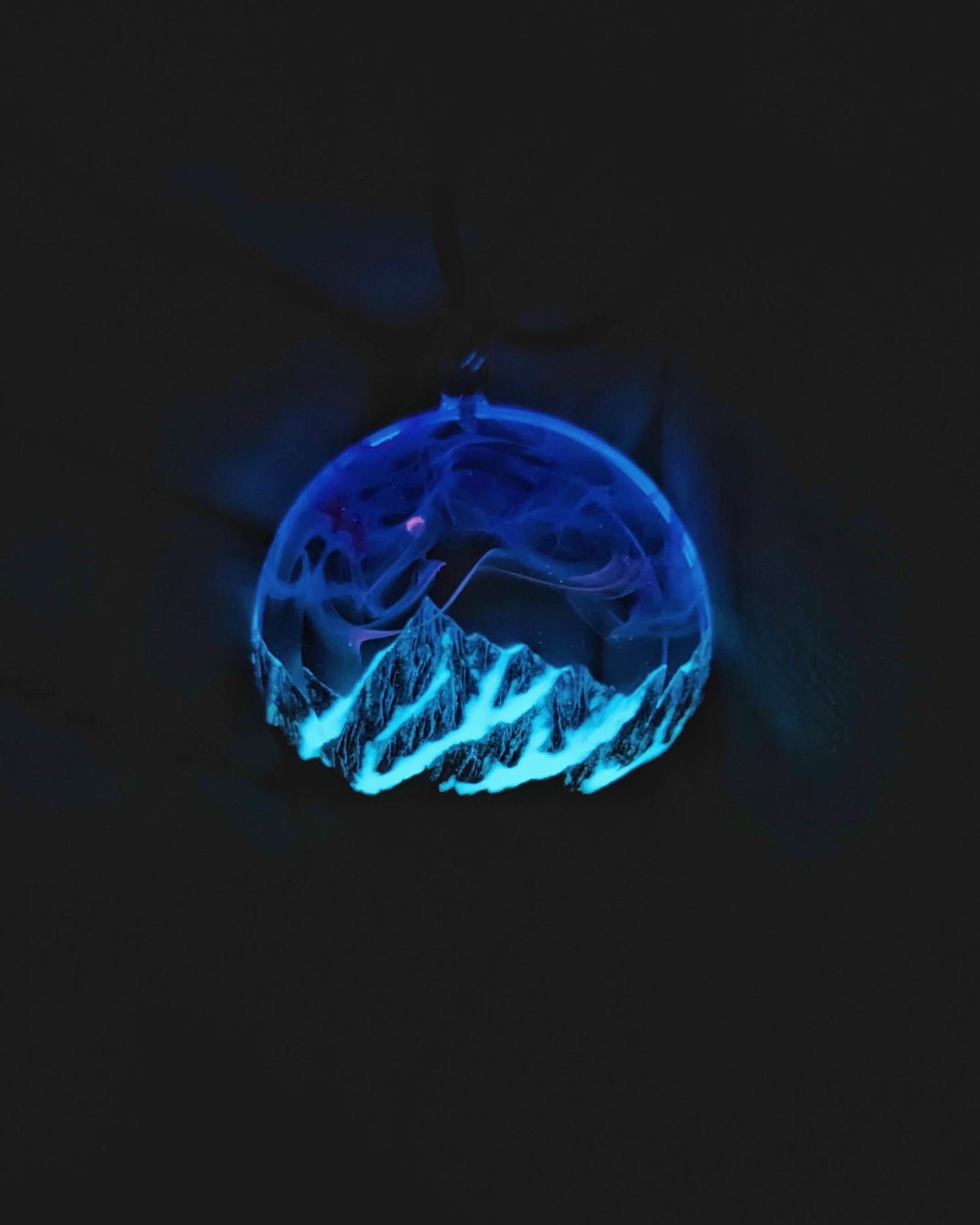 Nightfall Mountain Round Faceted pendant