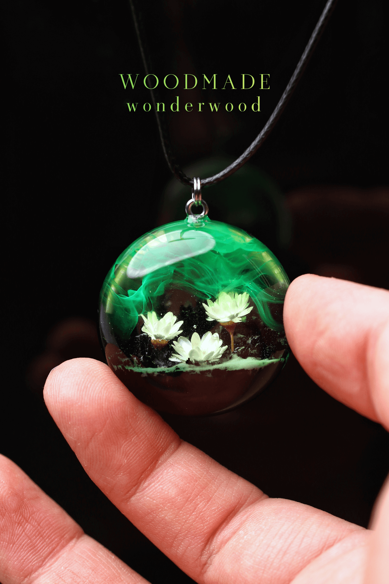 Green Flower Round pendant model 2