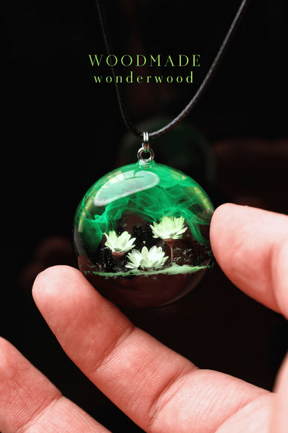Green Flower Round pendant model 2