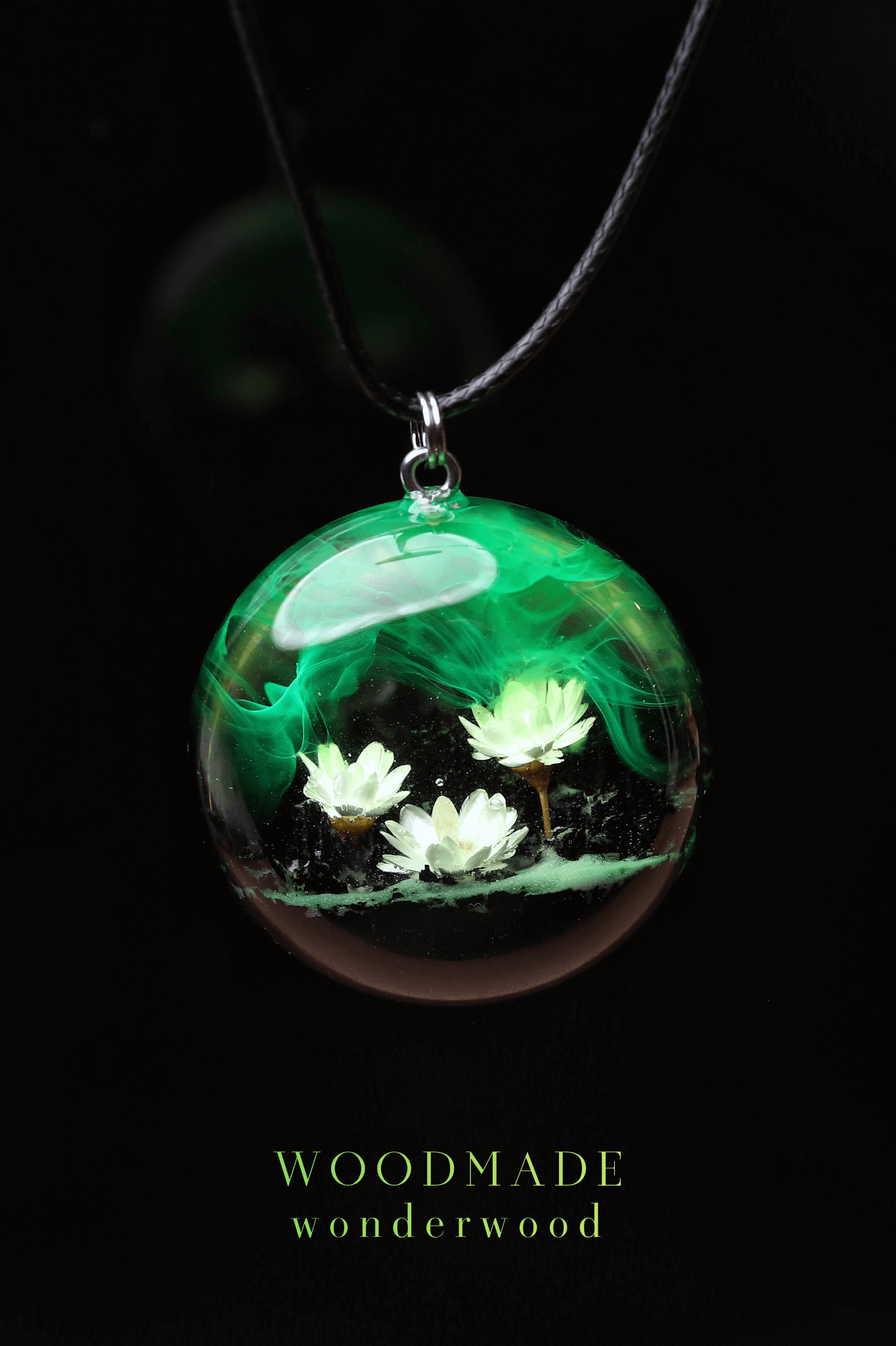 Green Flower Round pendant model 2