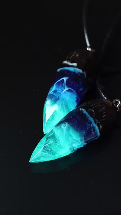 Northern light Faceted Crystal pendant