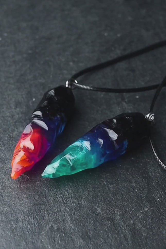 Epoxy resin and wood Couple Nightfall & Northern lights rough pendant