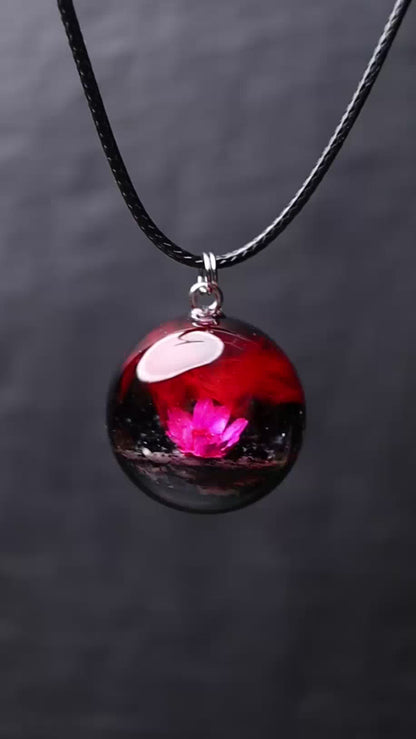 Red Glixia Round pendant