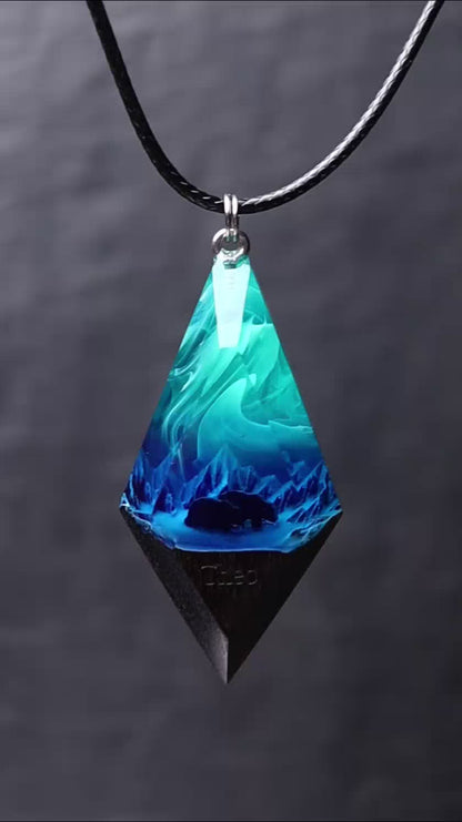 Mountain Panorama Northern lights pendant